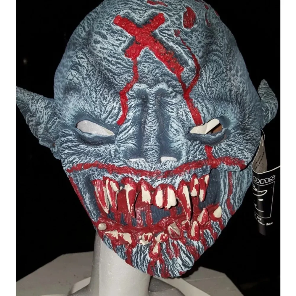 NW VINTAGE 2001 VAMPIE DEMON MASK Latex Prop by MASK Illusions Rubies #66032